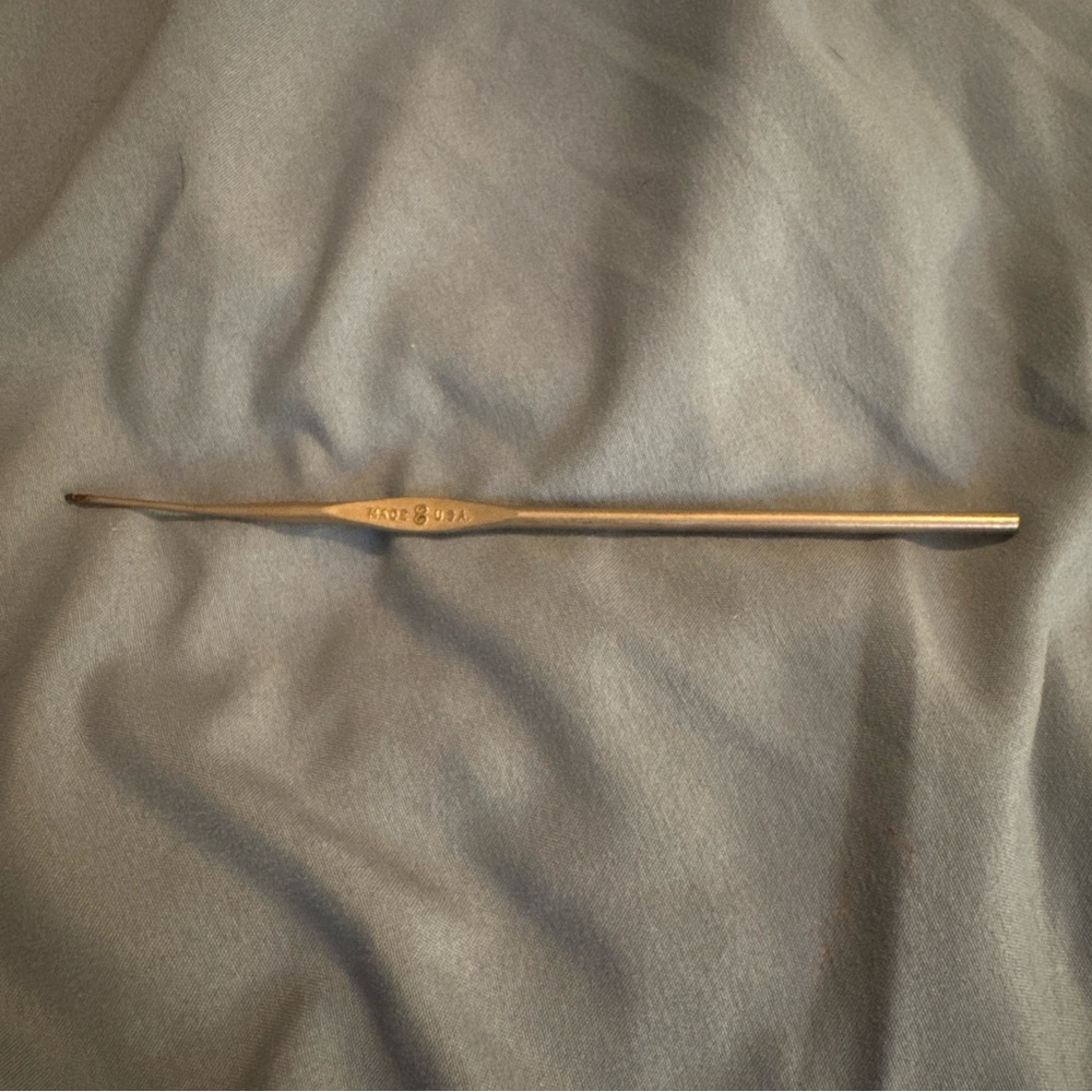 Vintage Susan Bates Crochet Hook Made In USA Size 8 Steel